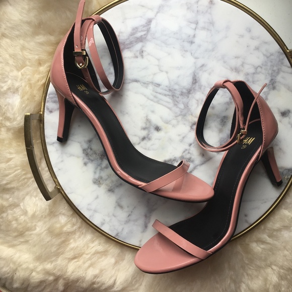 H&M Shoes - H&M • Pink Patent Sandal